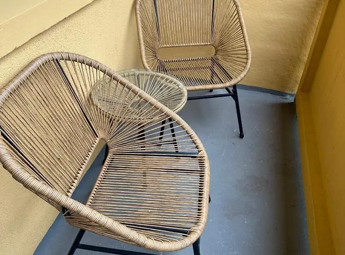 Apartament Angebot - Modern & Gemuetlich Mit Parkplatz, Balkon, Wifi, Waschmaschine - 5min Zum Schloss *