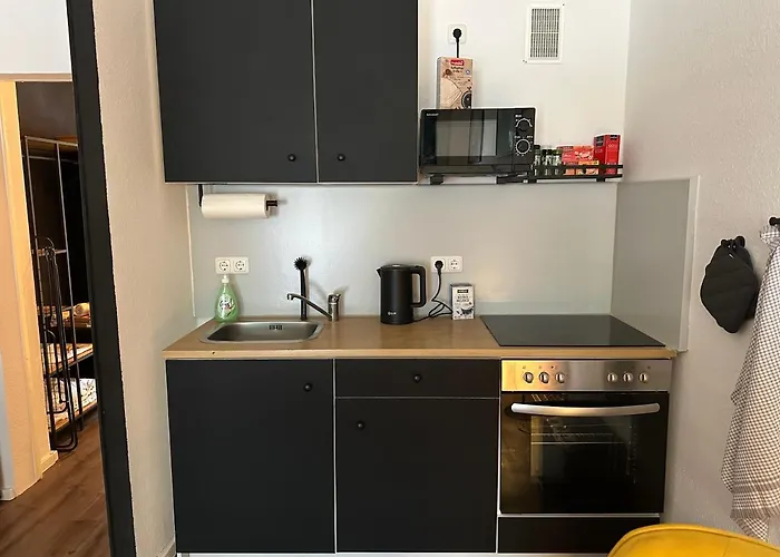 Angebot - Modern & Gemuetlich Mit Parkplatz, Balkon, Wifi, Waschmaschine - 5min Zum Schloss Apartament